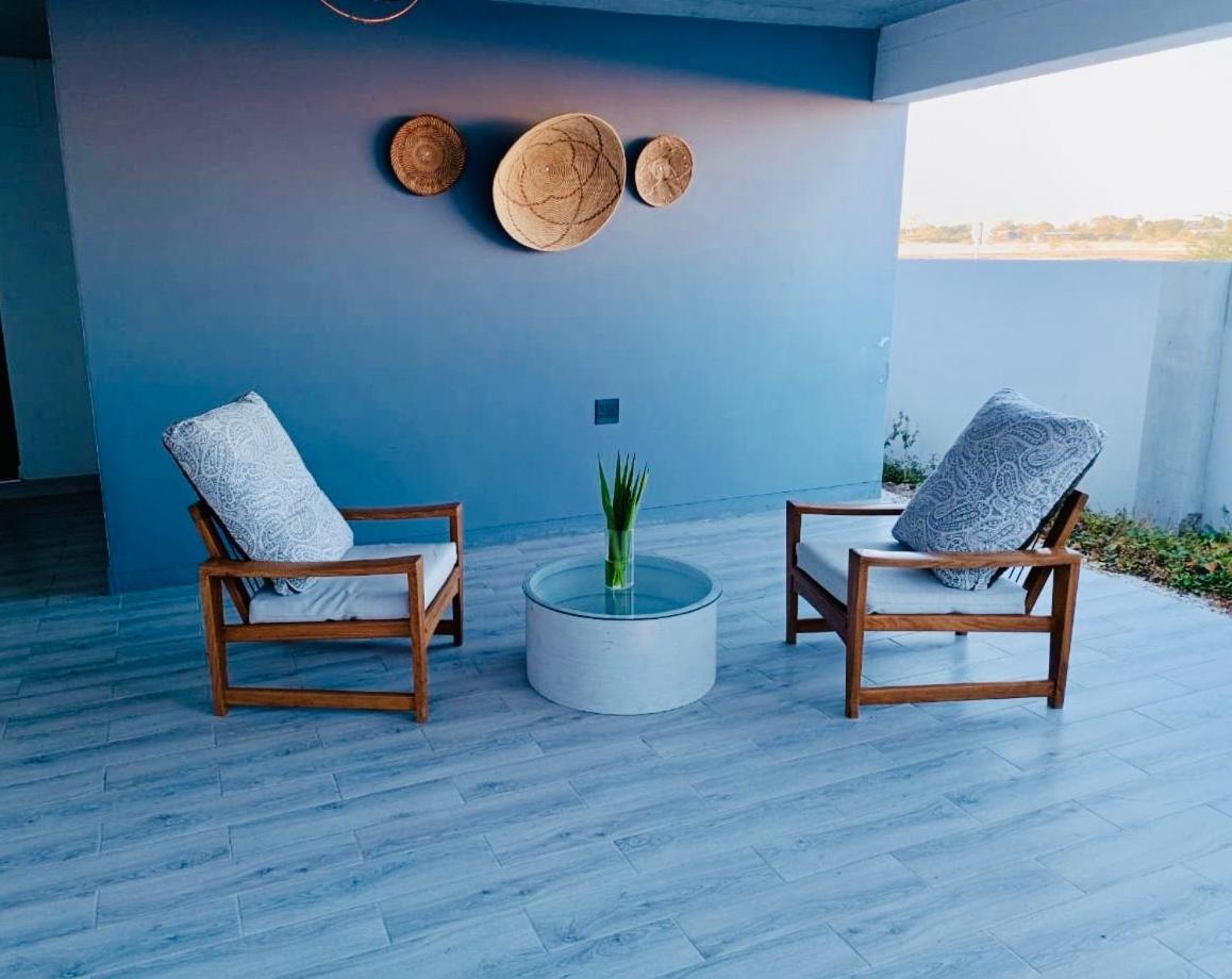 מלון Oshakati Northern Oasis מראה חיצוני תמונה